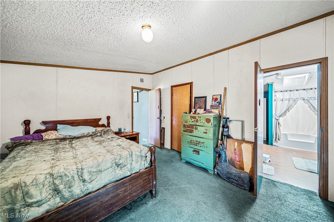 1055 E Morgan