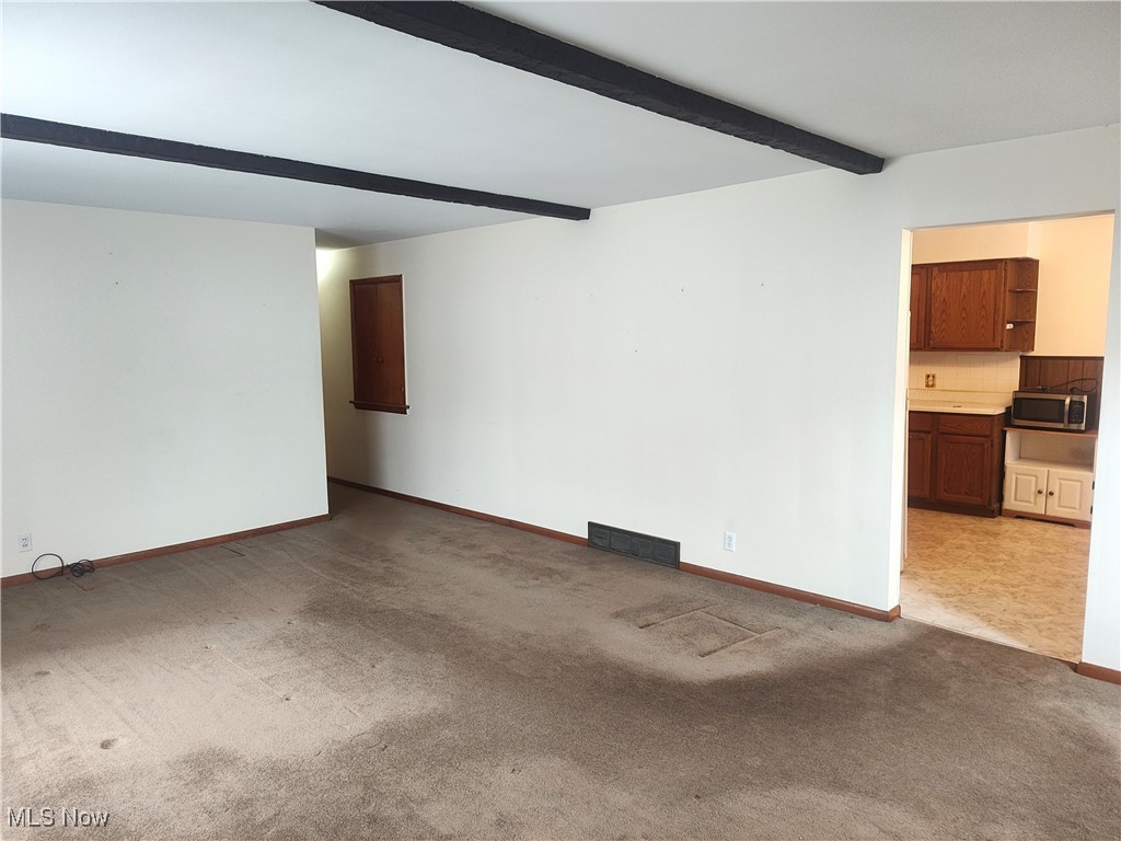 1427 Gladding Avenue