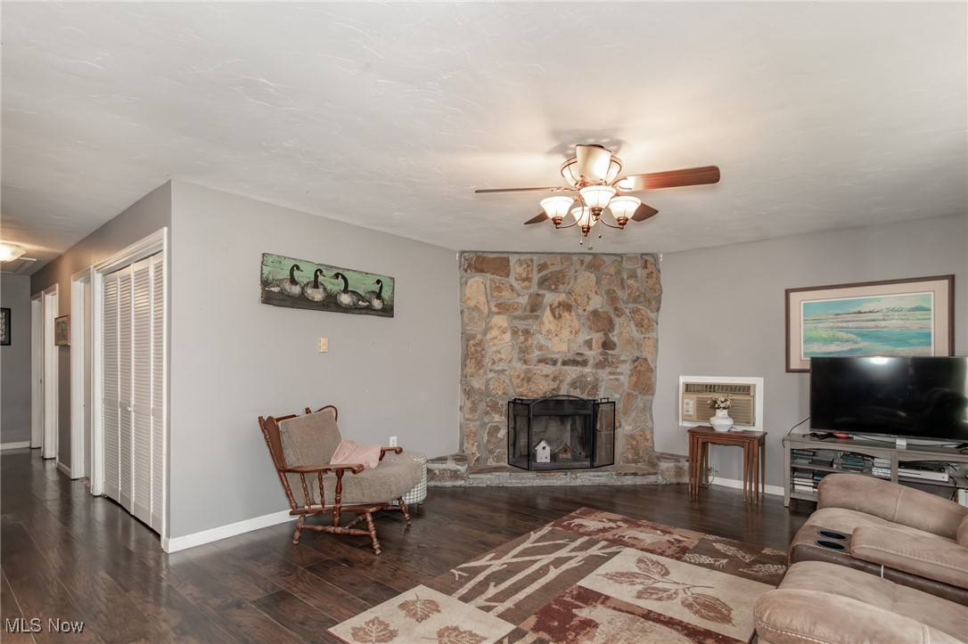 1747 Morning Star Drive