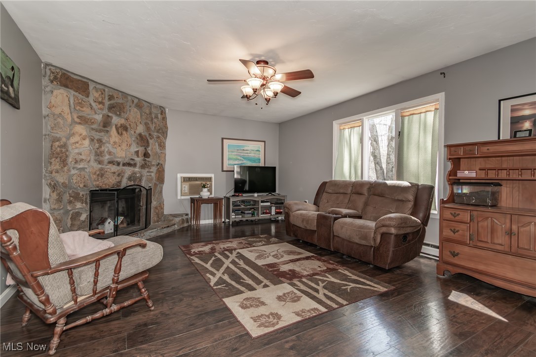 1747 Morning Star Drive