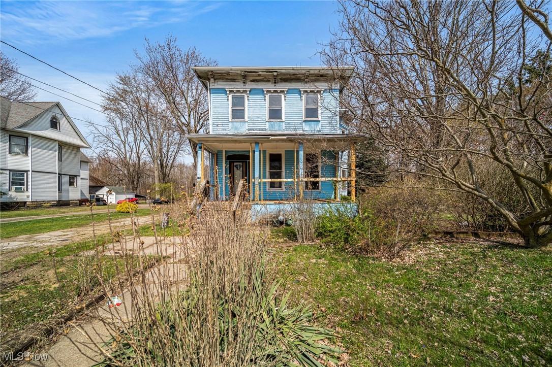 371 W Main Street