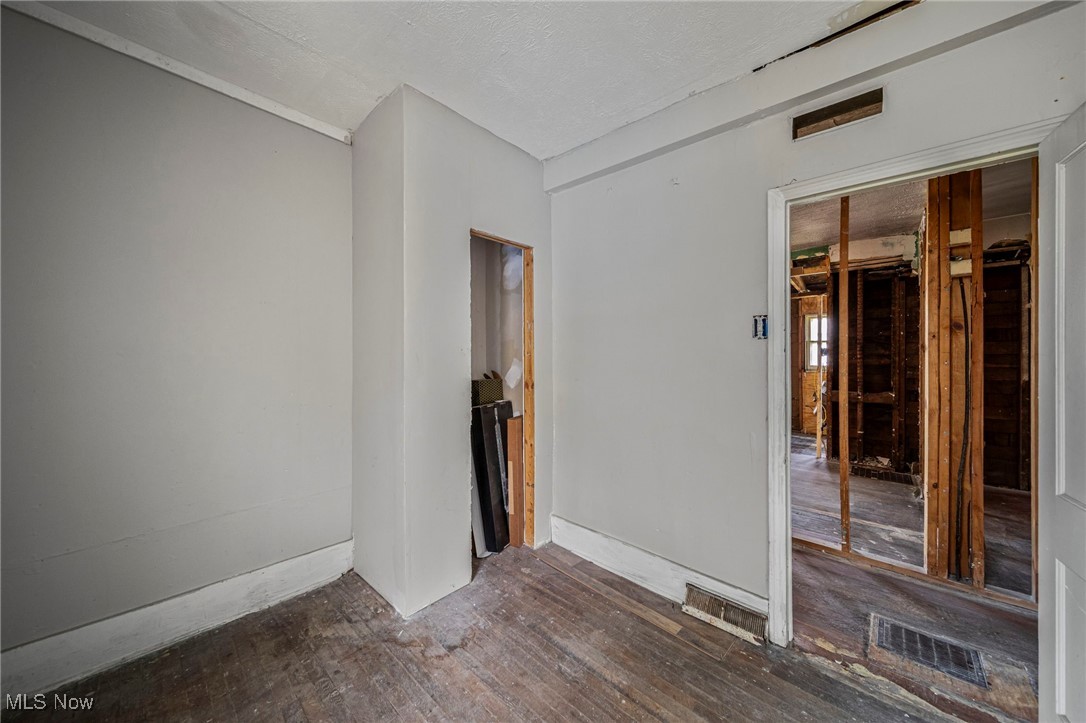 371 W Main Street