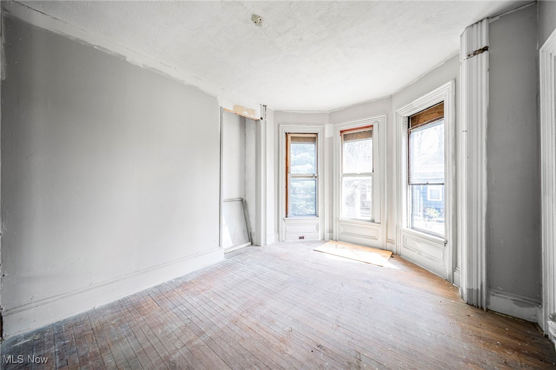 371 W Main Street