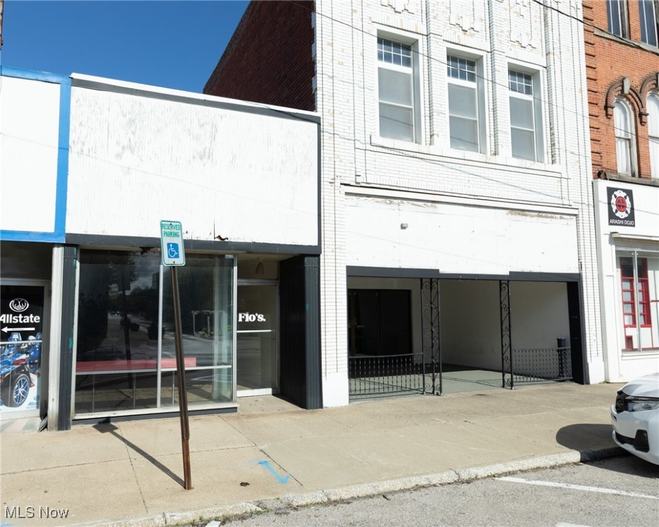 4601 Main Avenue