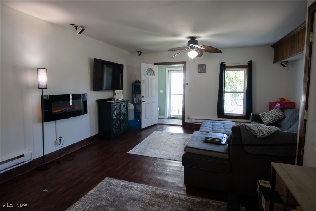 1614 E 49th Street