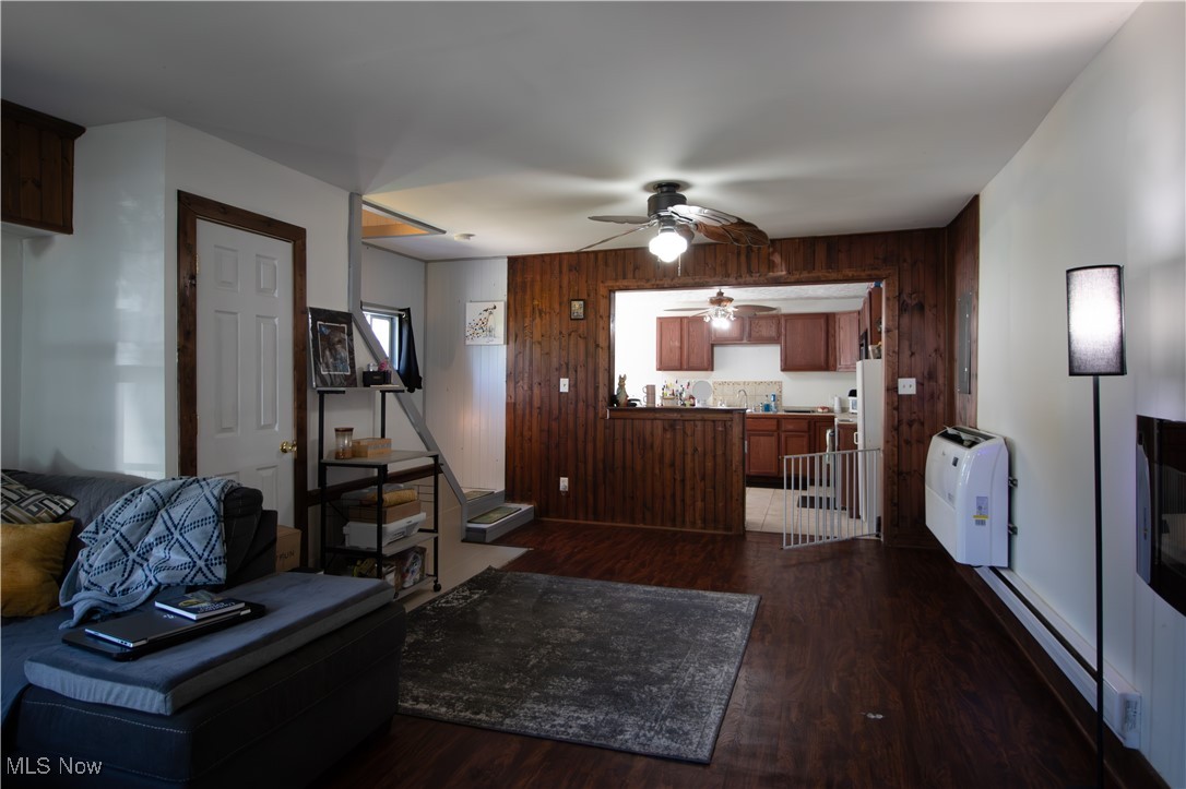 1614 E 49th Street