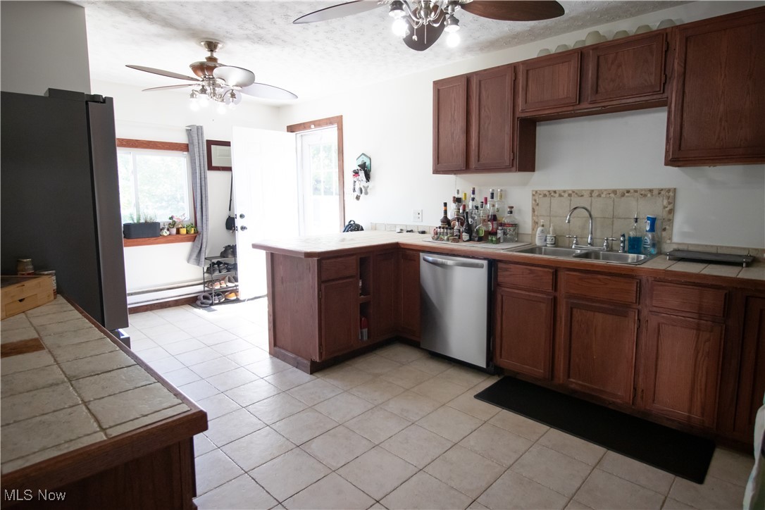 1614 E 49th Street