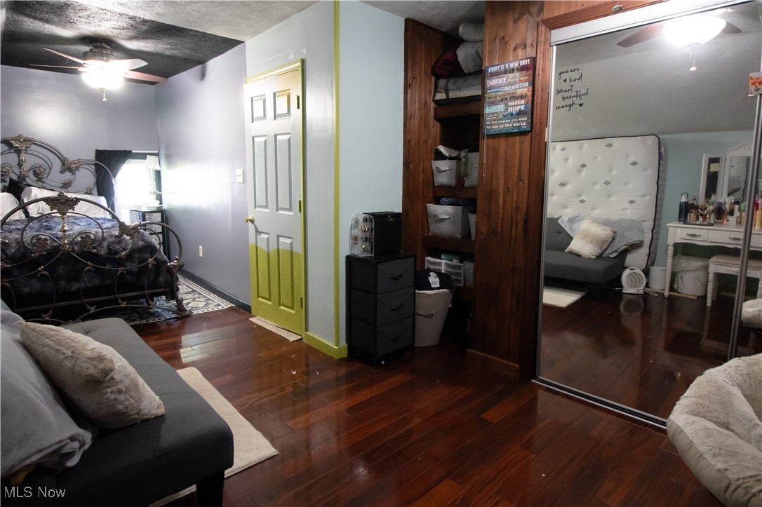 1614 E 49th Street