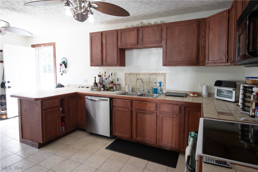 1614 E 49th Street