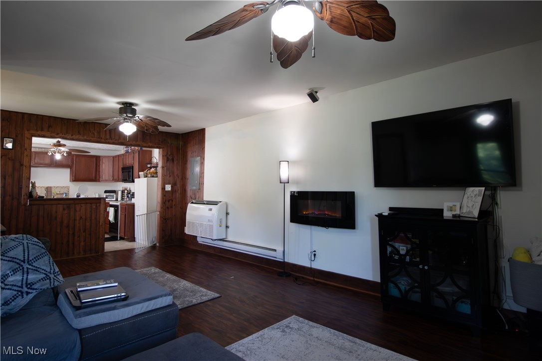 1614 E 49th Street