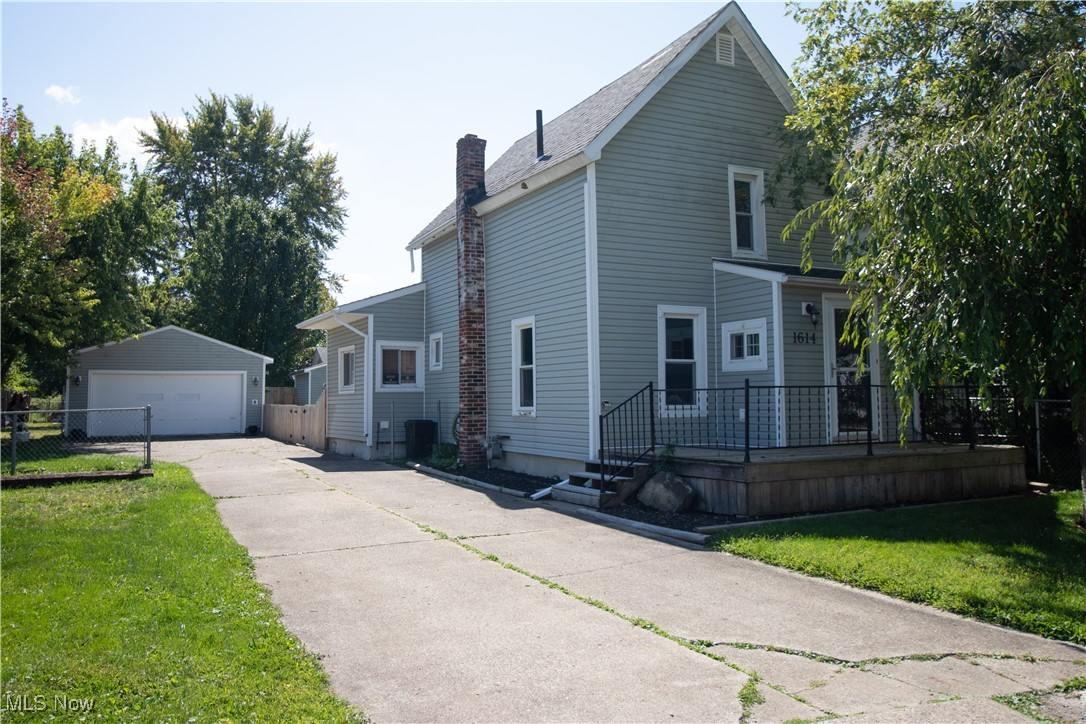 1614 E 49th Street