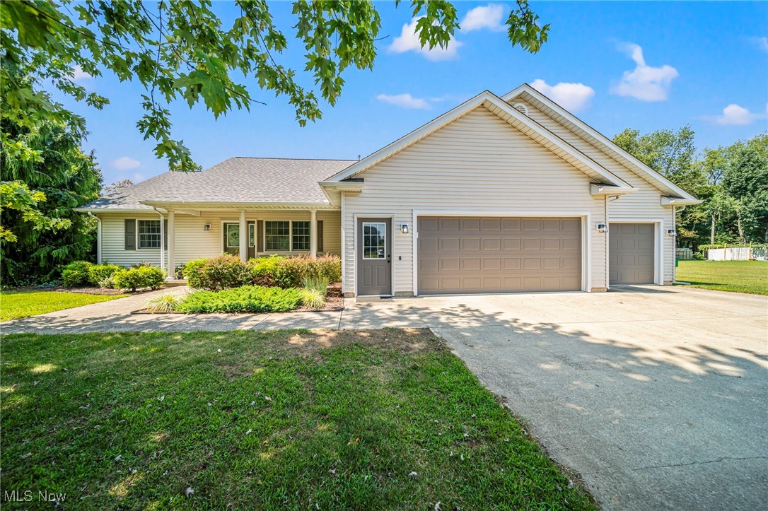 7125 Harmony Glen Drive