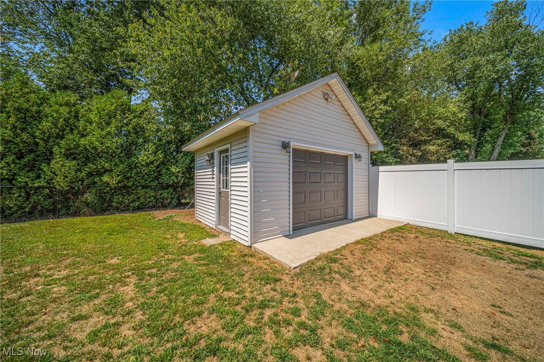 7125 Harmony Glen Drive