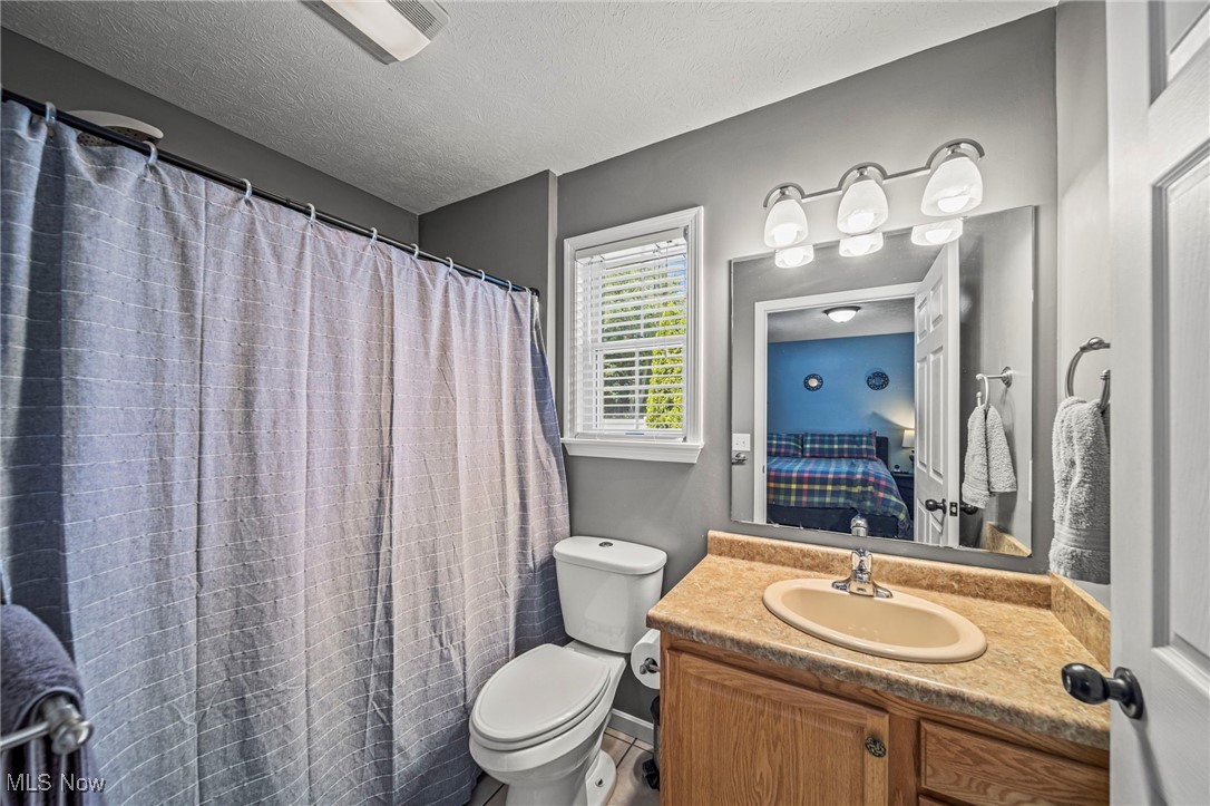 7125 Harmony Glen Drive
