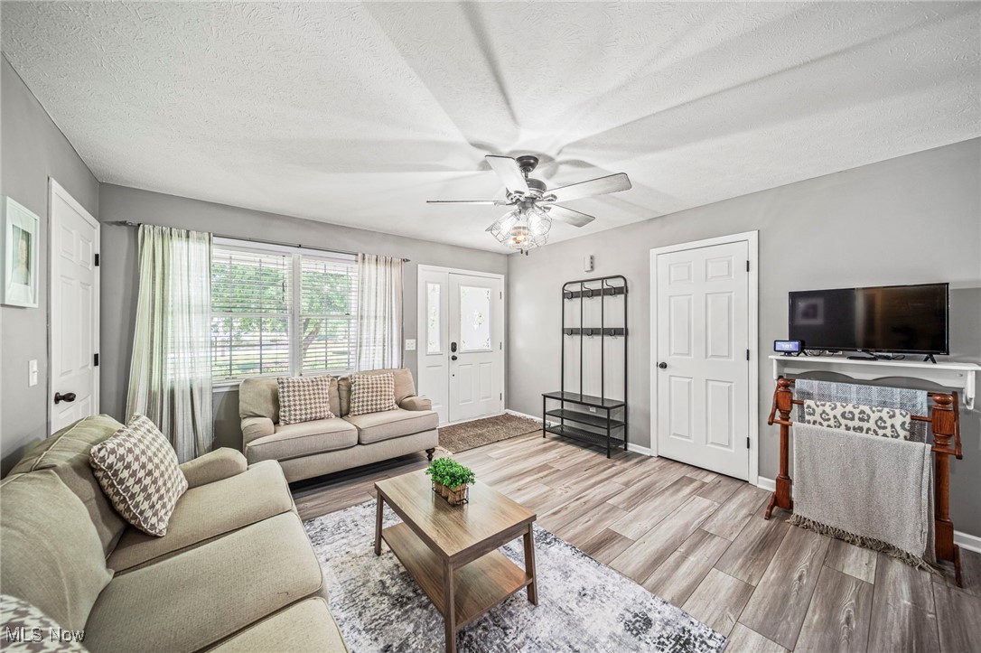 7125 Harmony Glen Drive