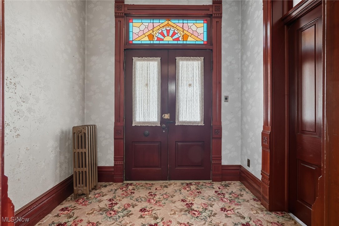 60 E Walnut Street