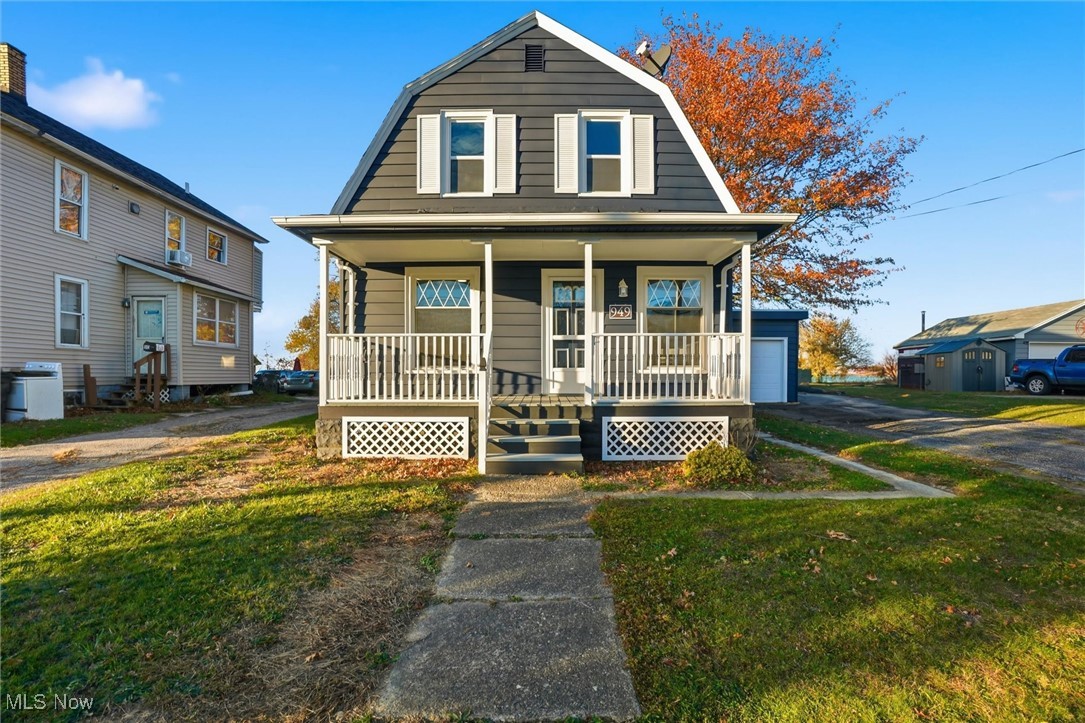 949 E 6th Street