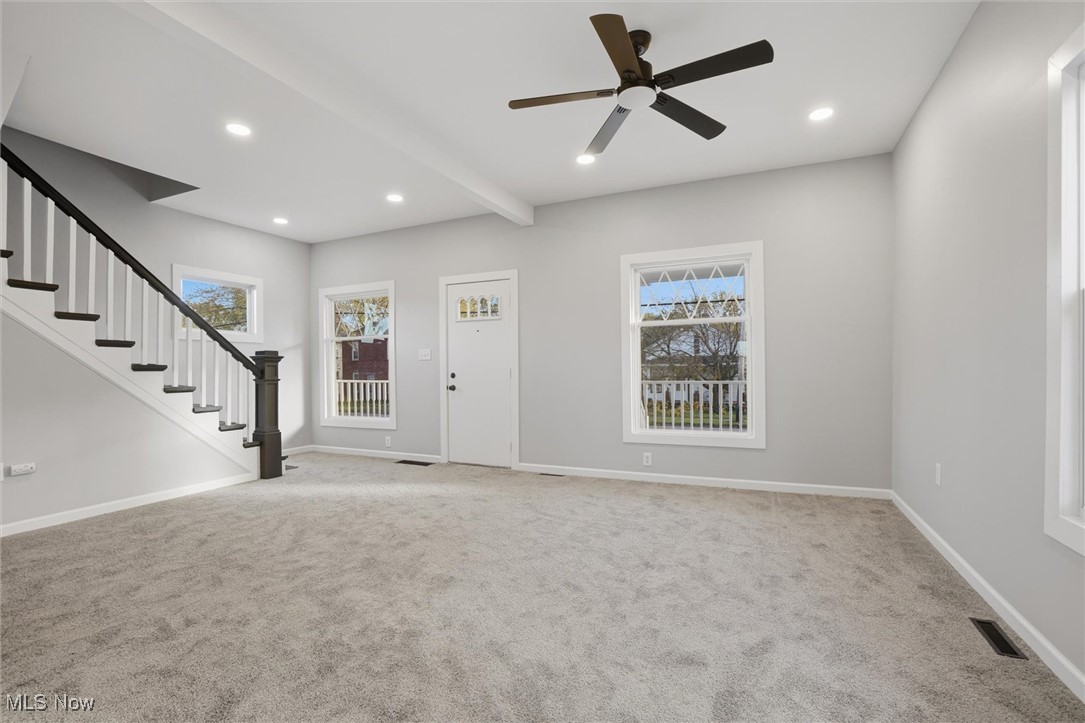 949 E 6th Street