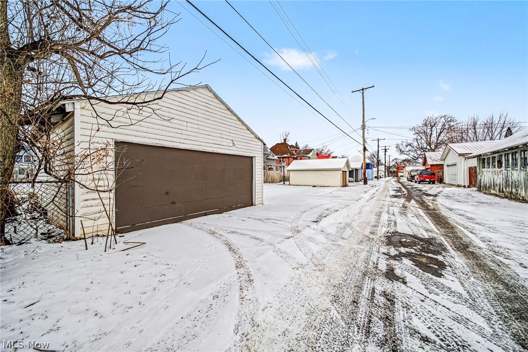 1629 E 47th Street