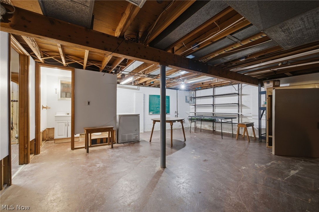 2922 Columbus Avenue