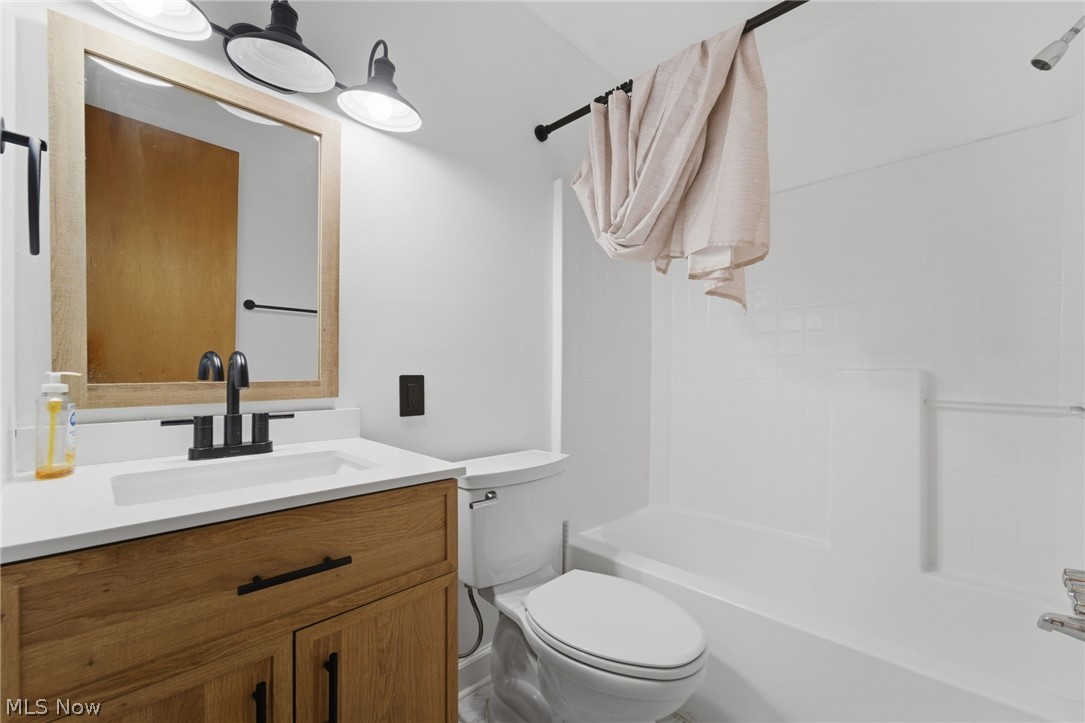 2922 Columbus Avenue