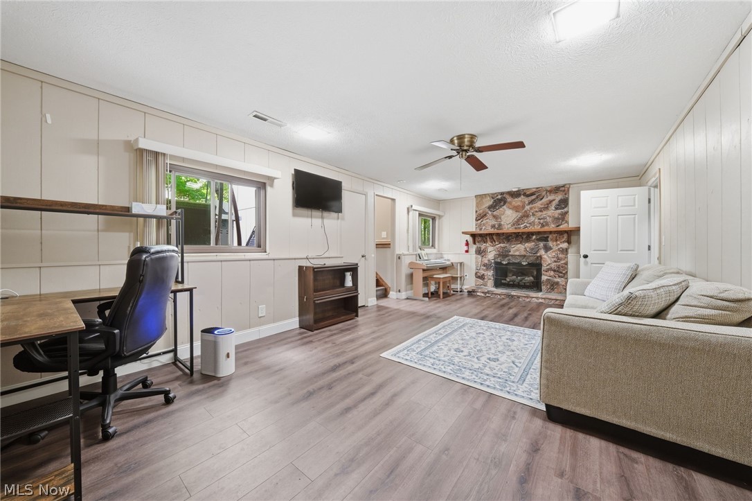 7147 N Jester Place