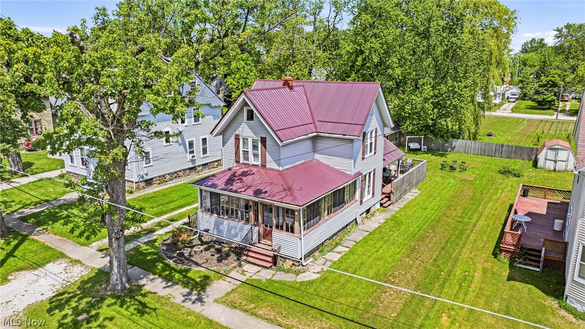 1633 W 5th Street