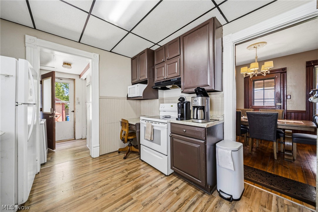 1633 W 5th Street