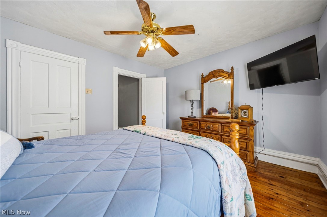1633 W 5th Street