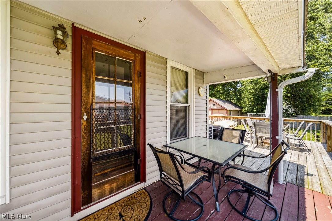 1633 W 5th Street