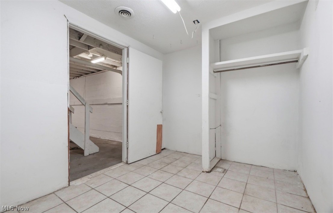 1403 Carson Road