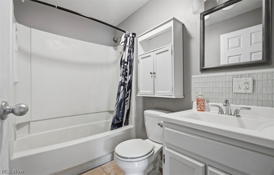 1403 Carson Road