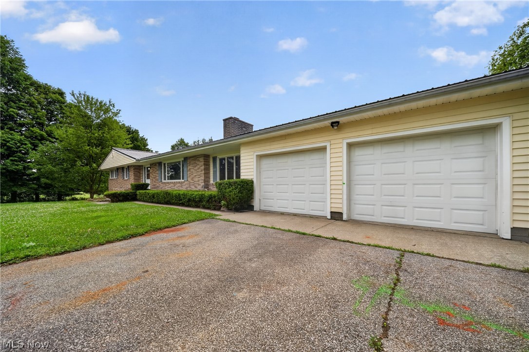 4552 N Monroe Center Road
