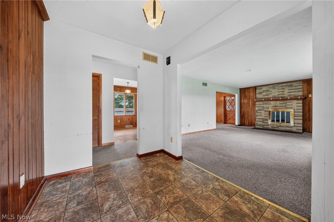 4552 N Monroe Center Road