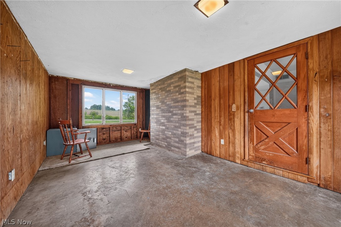 4552 N Monroe Center Road