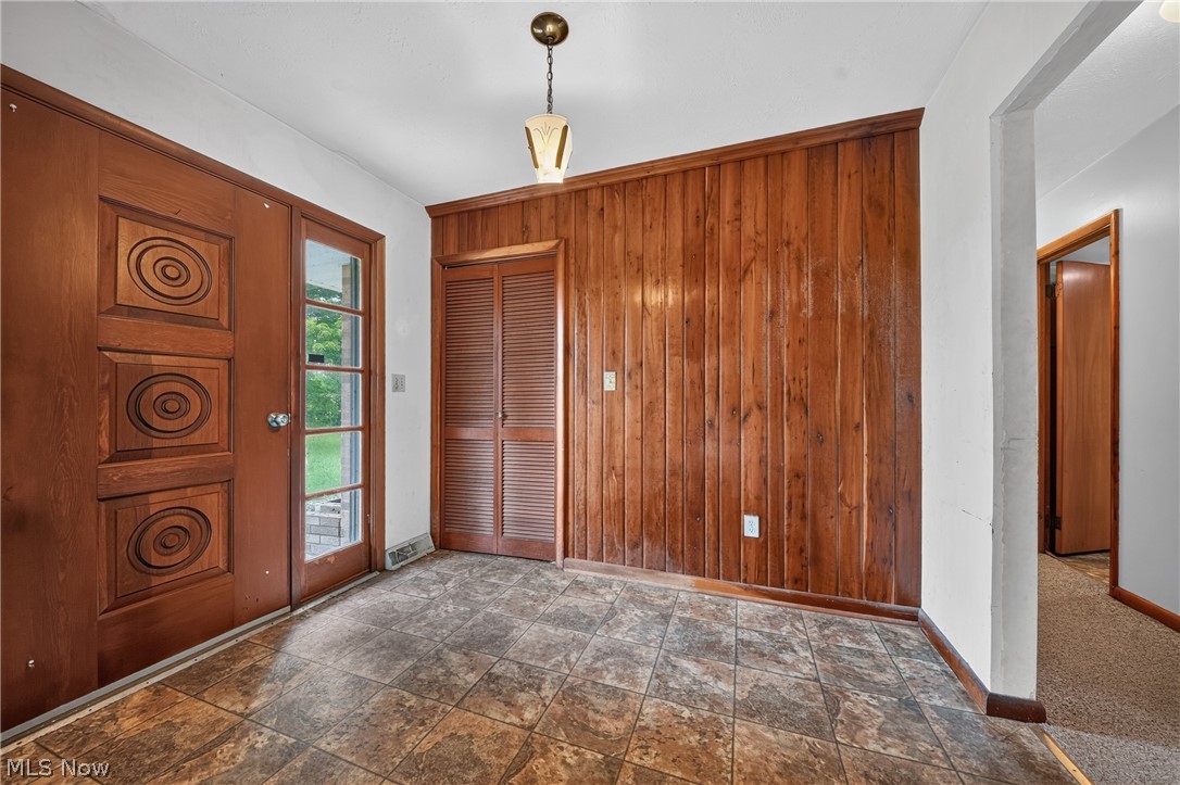 4552 N Monroe Center Road