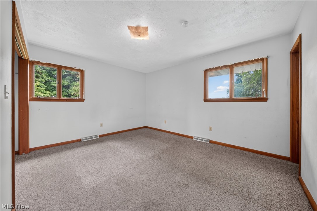 4552 N Monroe Center Road