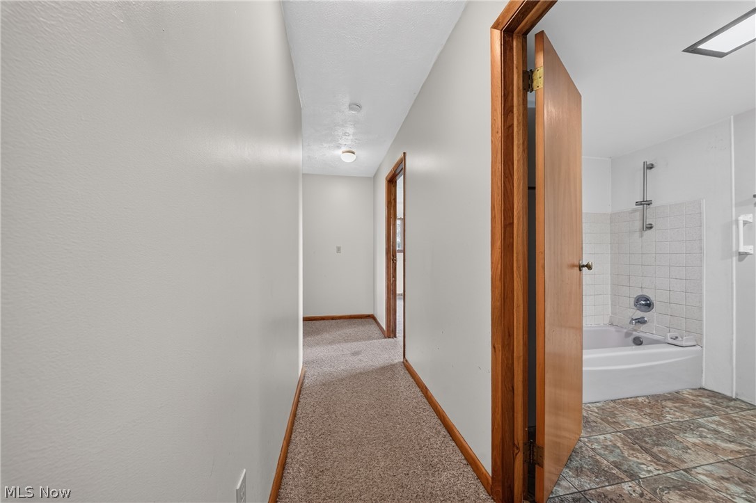 4552 N Monroe Center Road