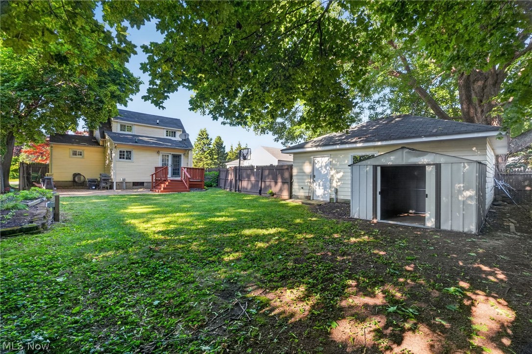 3912 Lake Road W