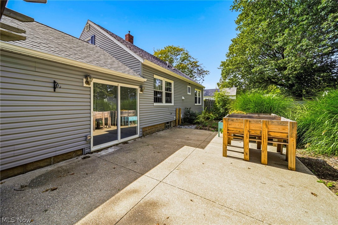1809 W 16th Street
