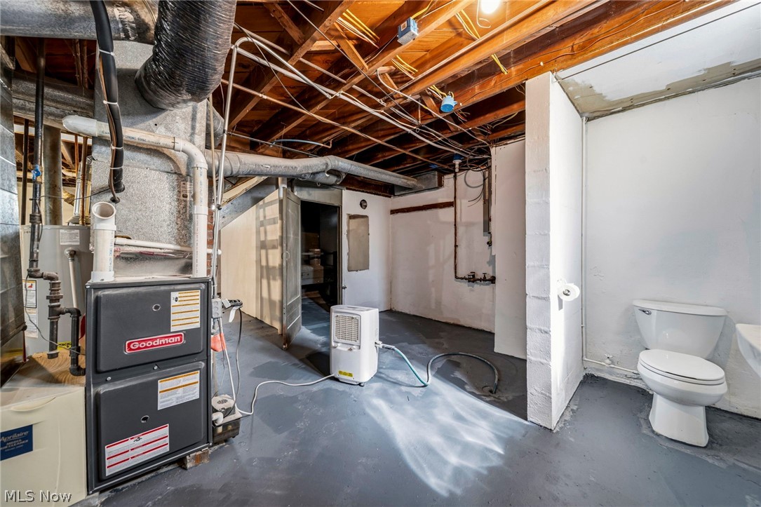 1809 W 16th Street