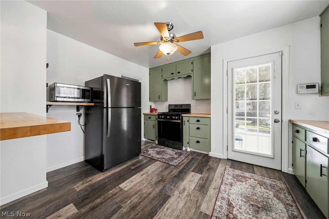 1809 W 16th Street