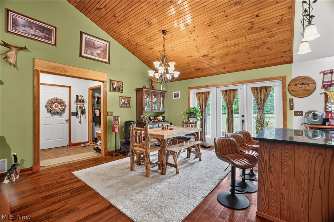 4393 Middle Road