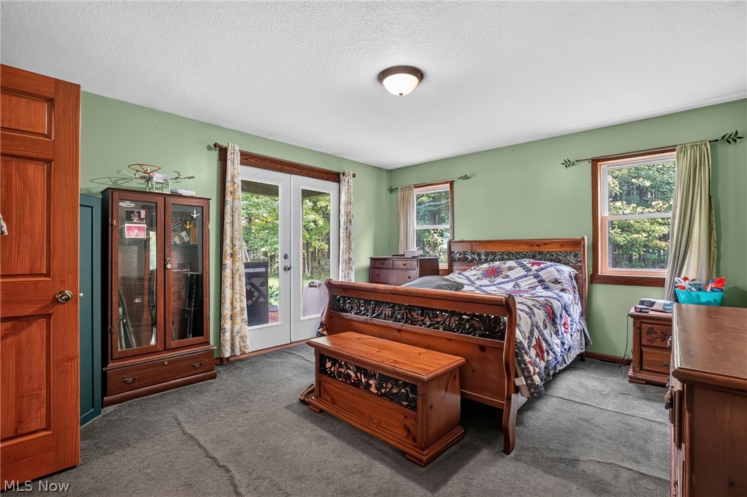 4393 Middle Road