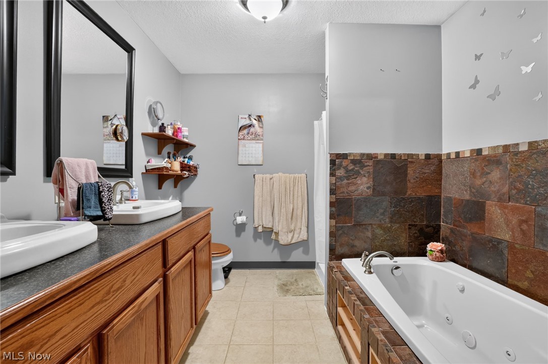 4393 Middle Road