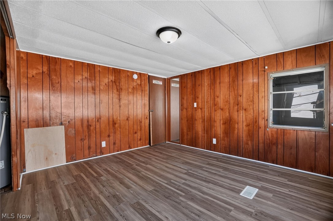 3583 Austin Road