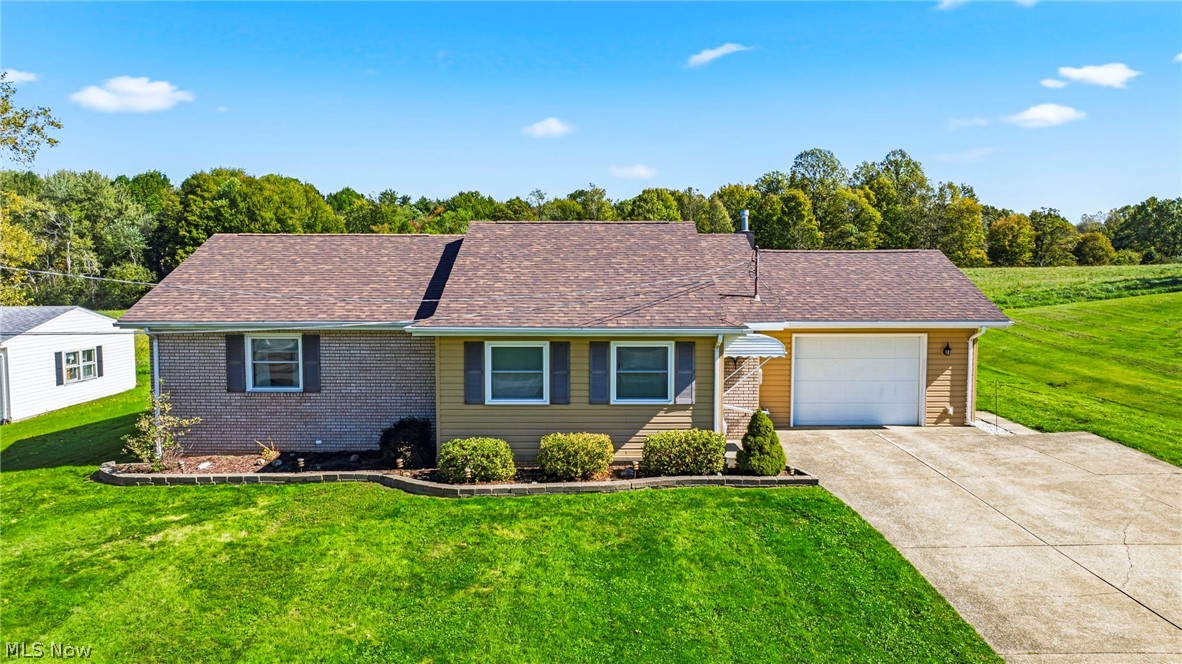 3908 Shi Mar Drive Ashtabula OH