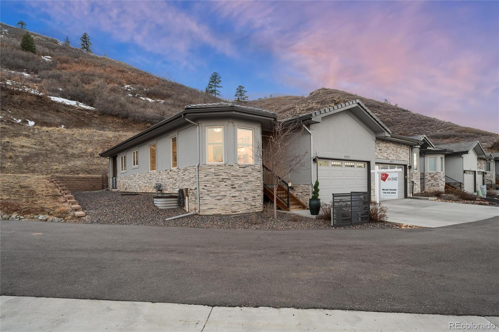 6823 Surrey Trail