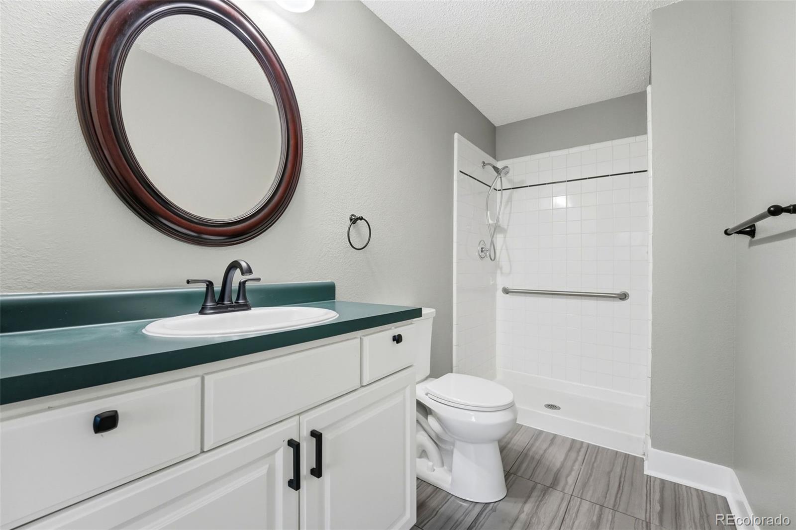 2260 E Geddes Avenue Unit: G