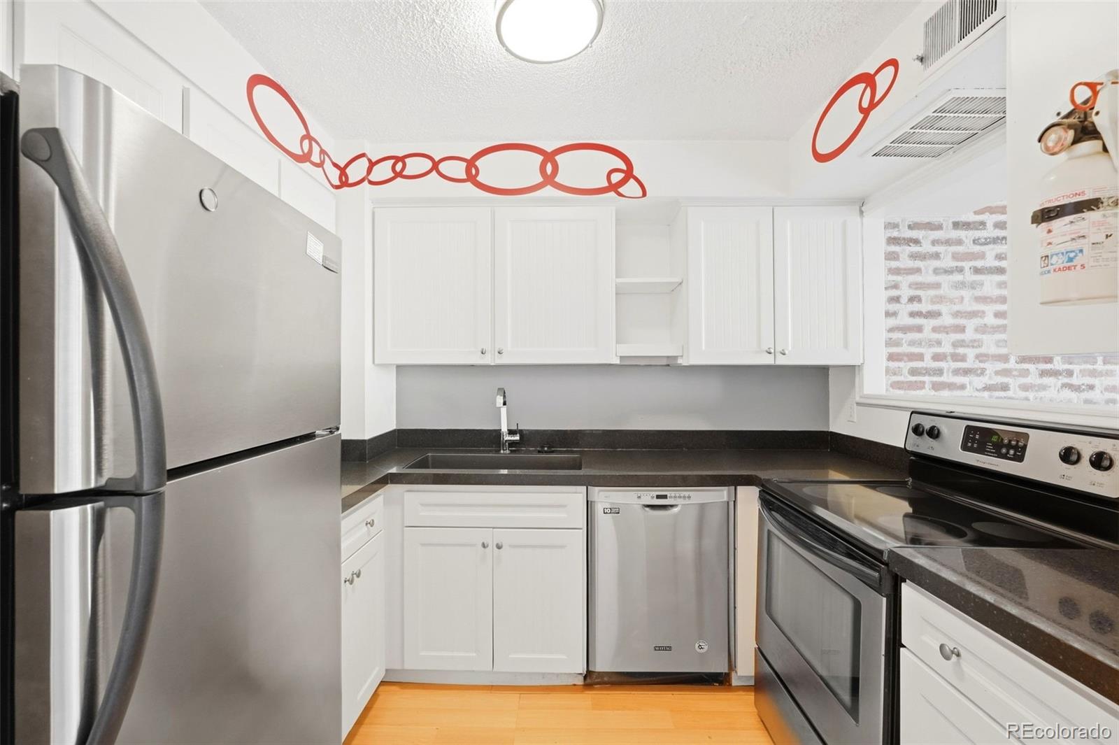 740 N Pearl Street Unit: 803